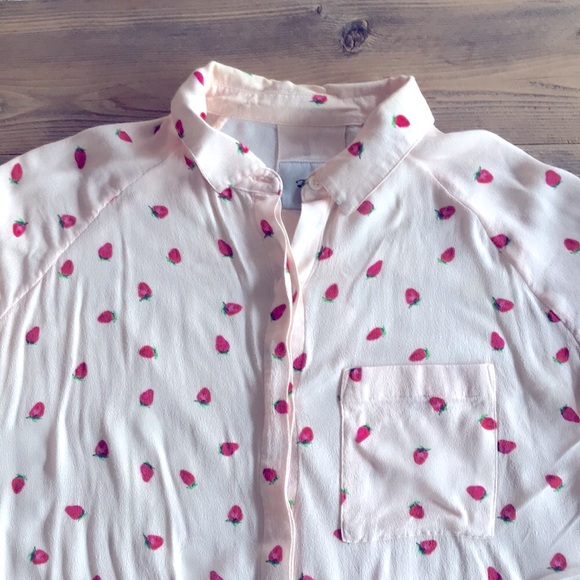 Anthropologie Rails Strawberries 🍓 Blouse - Picture 8 of 8